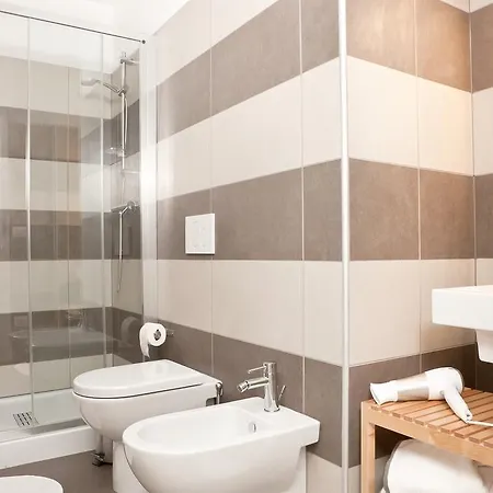 Hotel apartamentowy Palazzo Talenti 1907 Triest