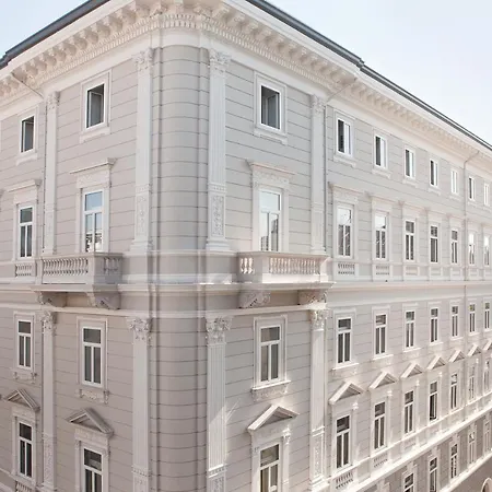 Palazzo Talenti 1907 Triest