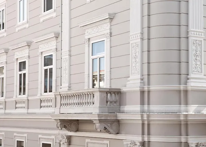 Palazzo Talenti 1907 4* Trieste